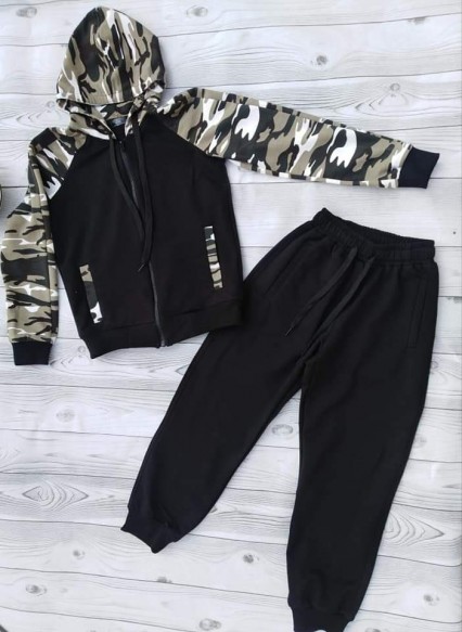 Спортивний костюм для хлопчика